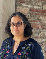 helen de cruz headshot helen de cruz headshot