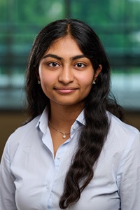 Headshot of Mahi Besur