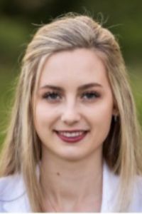 Headshot of Amanda Hopkins