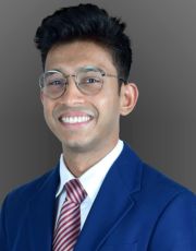 Aalif Zaheer Headshot of Aalif Zaheer